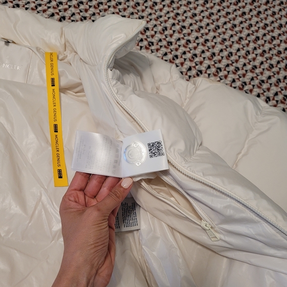 NWT Moncler "2 1952 Akishima" Puffer Jacket size 2 (Medium) - Picture 5 of 9